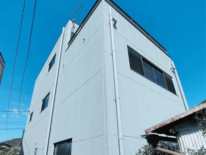 岐阜市長良のお客様の施工後の外壁写真