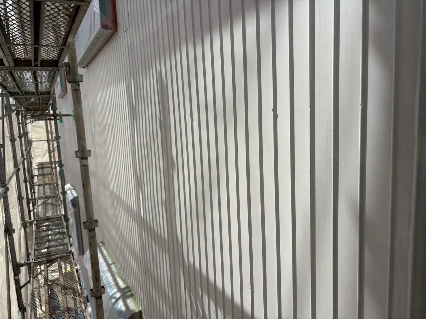 トタン壁塗り替え下塗りエポキシ樹脂錆止め塗装（岐阜大垣市）