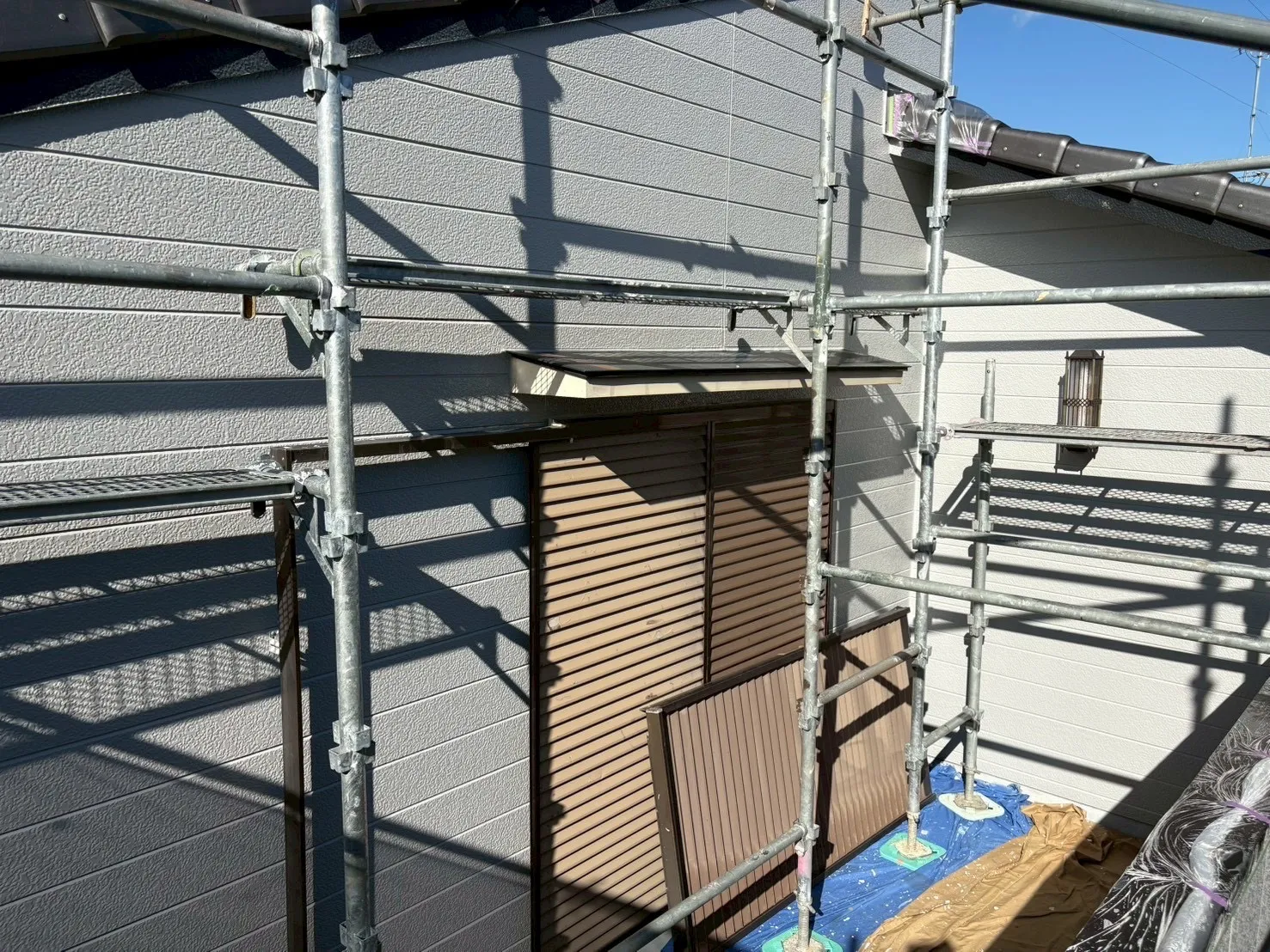 岐阜市外壁塗装上塗り完工！【ラジカル塗料】