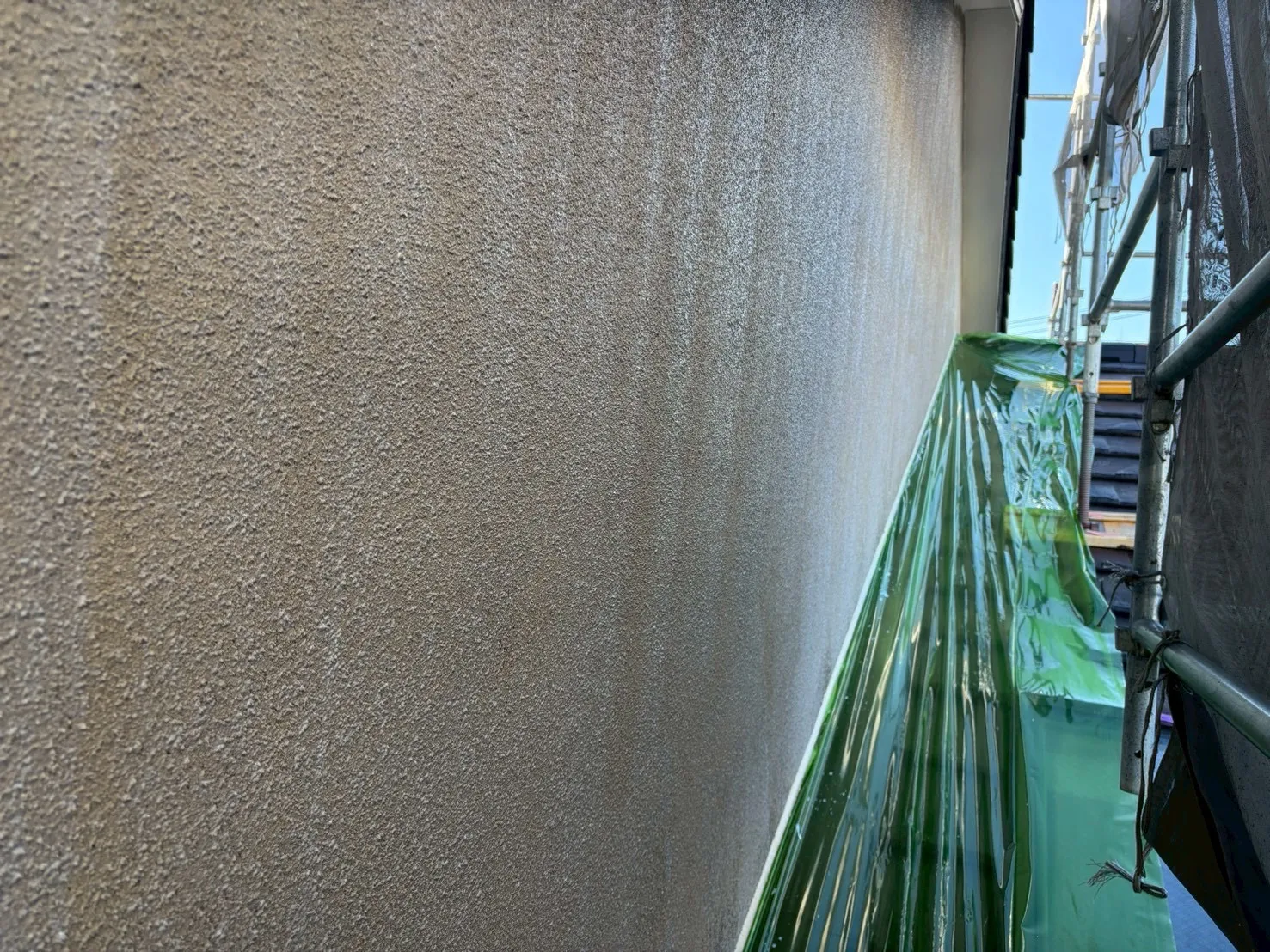 岐阜ジョリパット外壁下地の塗り替えならアイカ工業認定業者のプラスエーまでお気軽にご相談下さい！