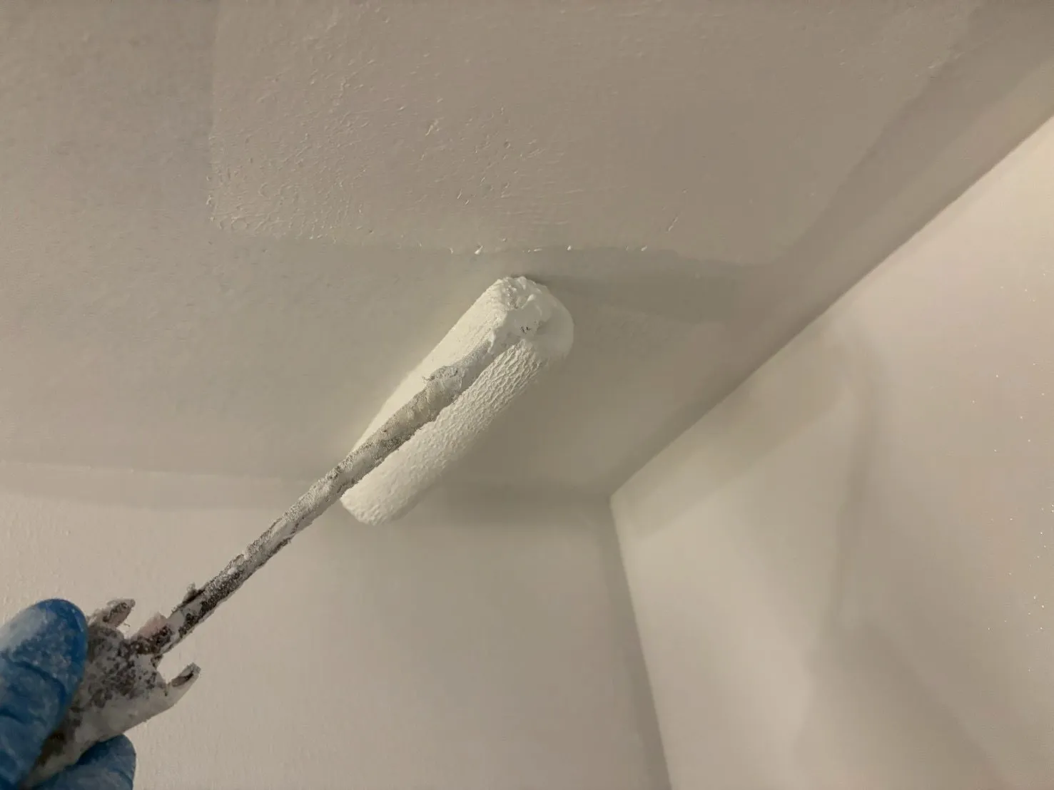 【施工事例】岐阜県岐阜市｜ビル階段室の塗装工事