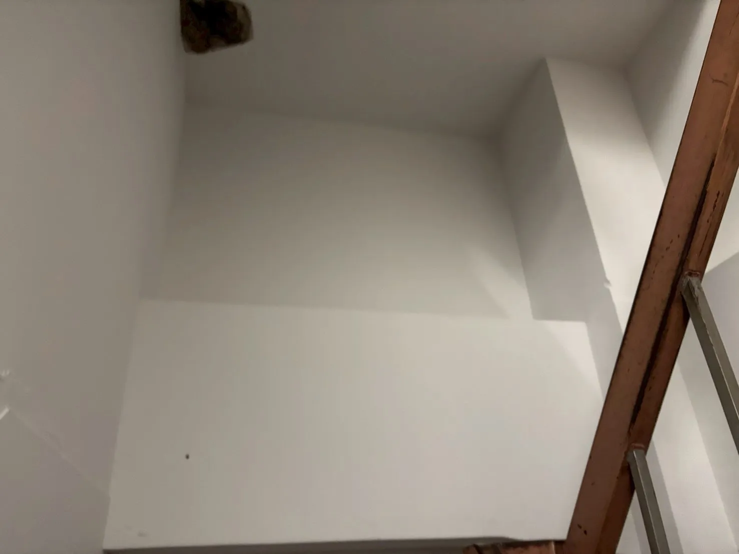 階段の外壁塗装