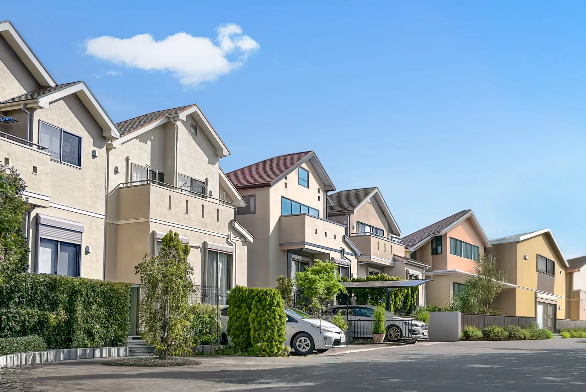 外壁塗装は何年ごとに必要？耐用年数を伸ばす方法をプロが解説