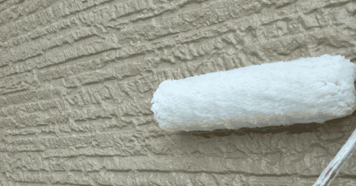 岐阜県大垣市の外壁塗装作業（クリヤー塗装）